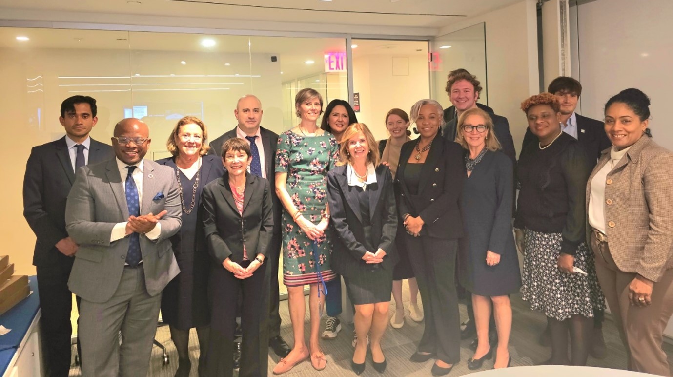 ACS co-hosts the Business-Government Roundtable at the Climate Mobility Summit