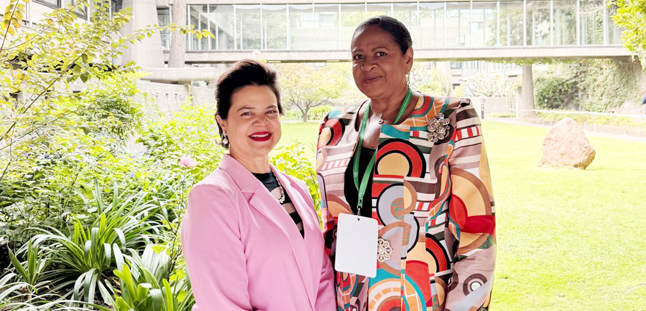 Women Secretaries-Generals of the ACS meet